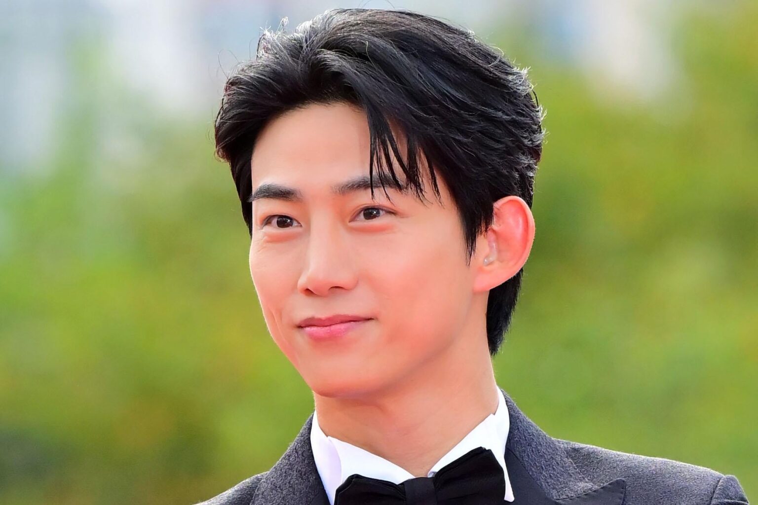 Taecyeon عضو 2PM يعلن عن خططه للزواج