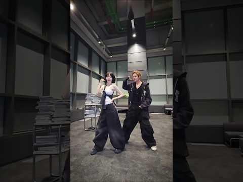 LE SSERAFIM SAKURA مع ENHYPEN HEESEUNG – SPAGHETTI (feat. j-hope of BTS) (تحدي الرقص) (251101) LE SSERAFIM SAKURA مع ENHYPEN HEESEUNG - SPAGHETTI (feat. j-hope of BTS) (تحدي الرقص) (251101)