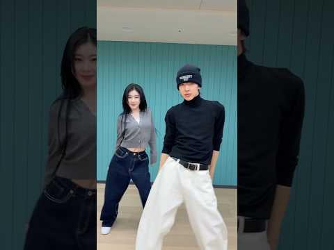 ITZY Chaeryeong (مع NEXZ Tomoya) - TUNNEL VISION (تحدي الرقص) (251114)