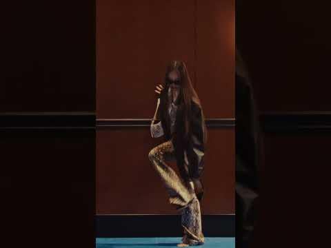 كريستال جونغ - الأغنية المنفردة الأولى: Solitary (فيديو تشويقي 2)