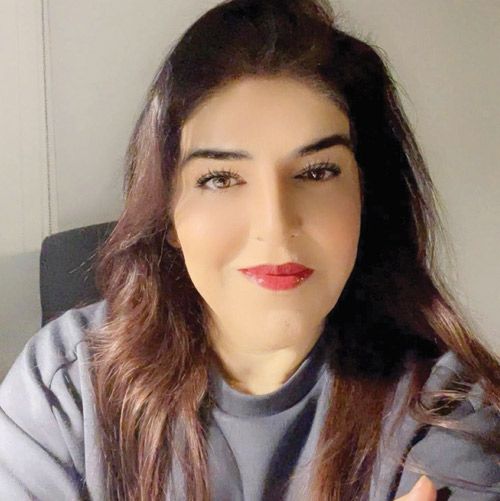 أخبار الخليج | سيما حقيقي تزاوج بين الضوء والكلمة في مسقط 