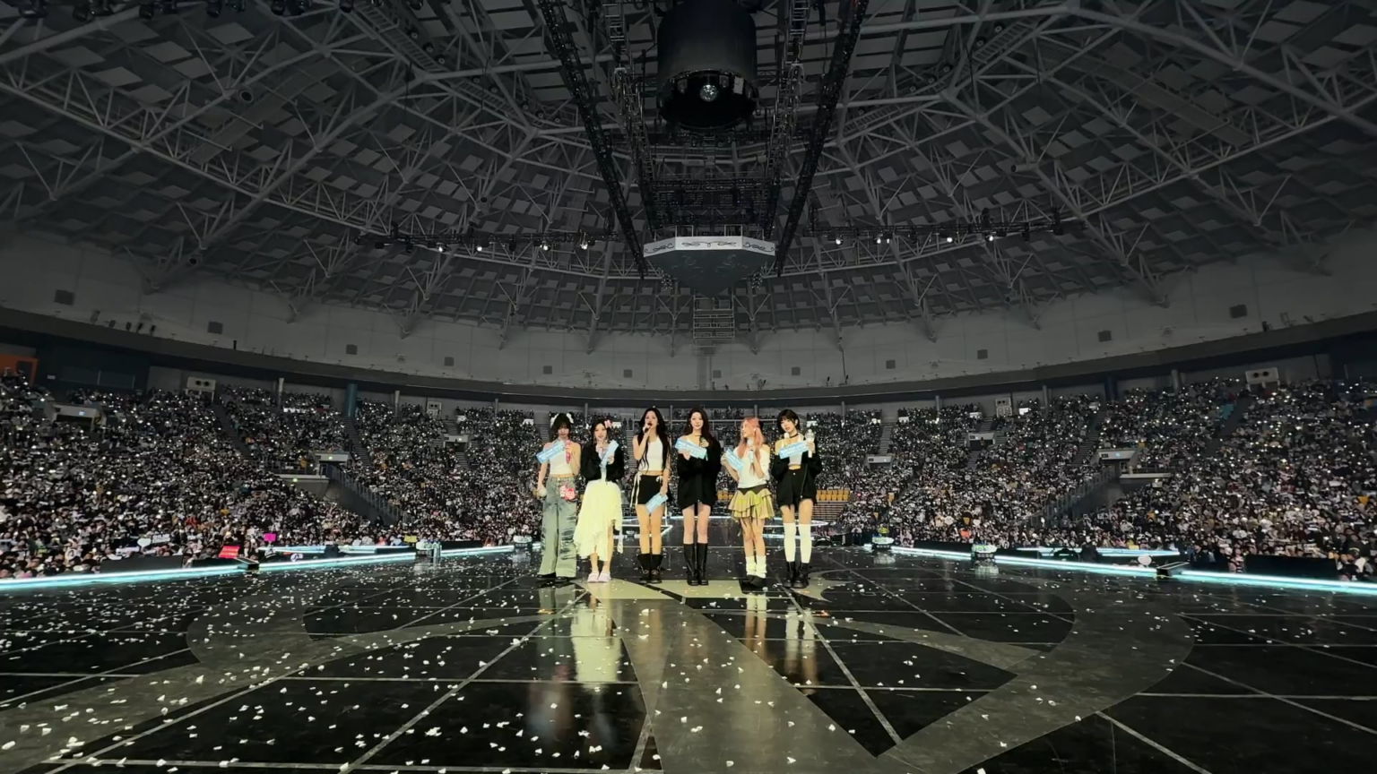 تحديث تويتر الرسمي لـ 251102 IVE (2)