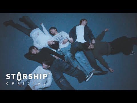 مونستا اكس - أزرق فاتح