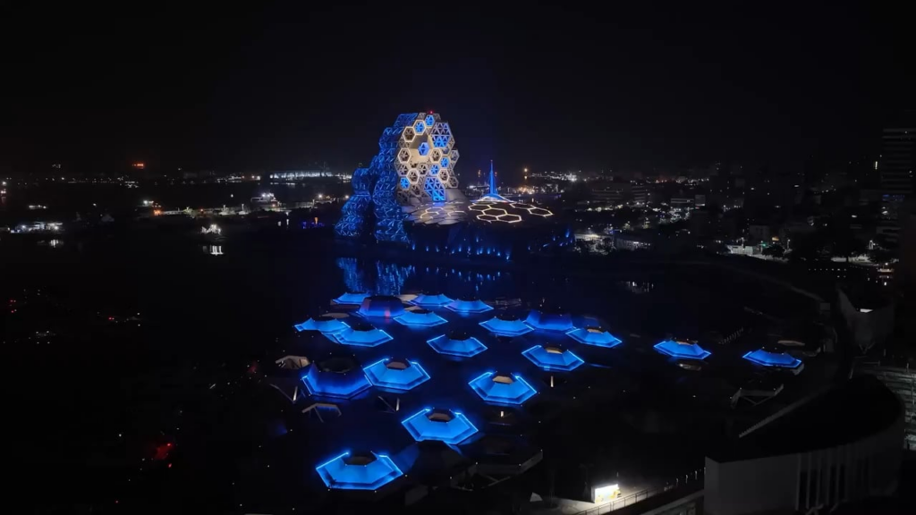 تحديث تويتر 251118 Live Nation تايوان - 💙هذا لمرة واحدة في 高雄💙 اقلب الأمر! مرتين  جولة عالمية تصل إلى كاوهسيونغ - دعونا نحتفل بوصول مرتين!