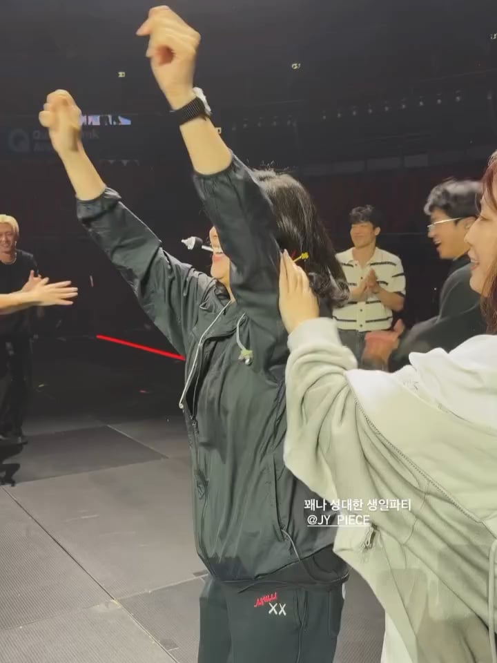 251101 تحديث قصة جيهيو على الانستقرام