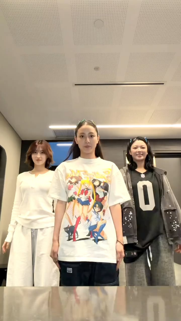 251109 تحديث التيك توك مع جيهيو ومومو وجونغيون