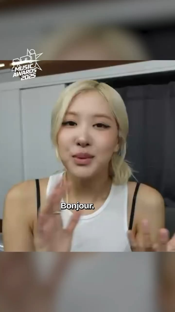 251031 روزيه وبرونو مارس - "APT." يفوز بجائزة "أفضل تعاون دولي لهذا العام" في حفل توزيع جوائز NRJ Music Awards لعام 2025!