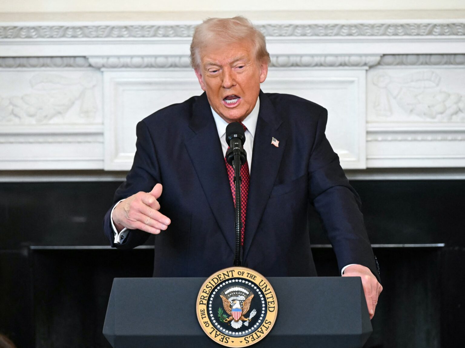 ترامب يهاجم الديمقراطيين ويصف نظام التصويت والإغلاق الحكومي بالكارثي | أخبار ترامب يهاجم الديمقراطيين ويصف نظام التصويت والإغلاق الحكومي بالكارثي | أخبار