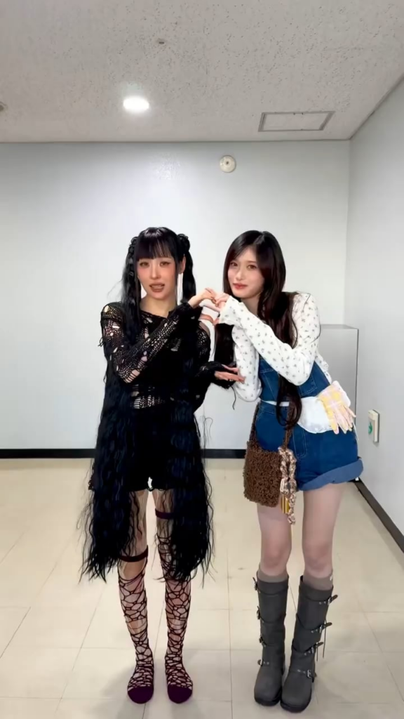 251116 تحديث SUNMI TikTok مع Leeseo - لماذا ساخر جدًا😈 (تحدي ساخر)