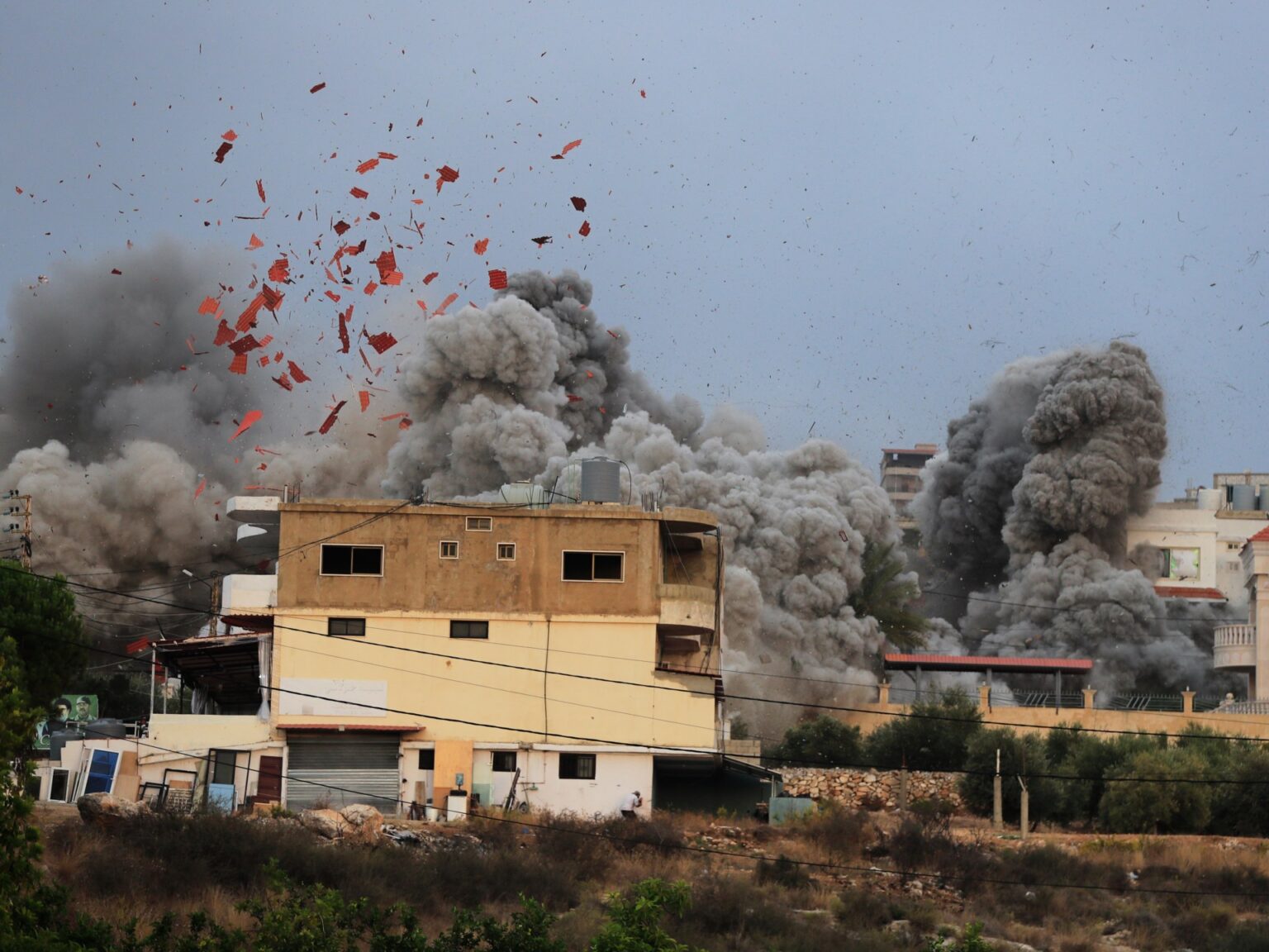 غارات إسرائيلية جديدة على جنوب لبنان | أخبار
