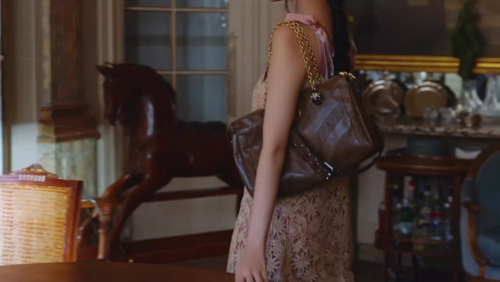 251107 تحديث Harper's BAZAAR Korea Instagram Reels مع Rei & Liz