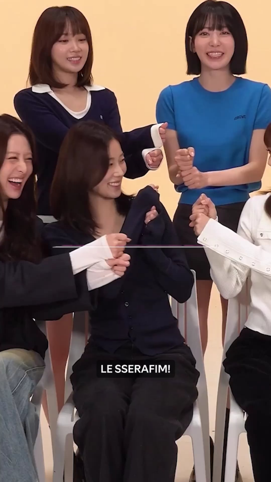 251106 تحديث تويتر سبوتيفاي مع LE SSERAFIM