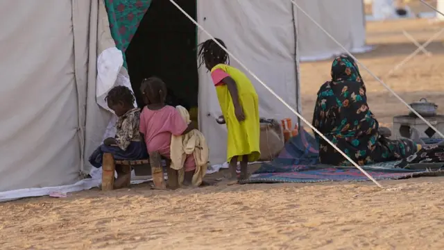 نزوح مئات الأطفال بمفردهم بعد مقتل ذويهم في الفاشر