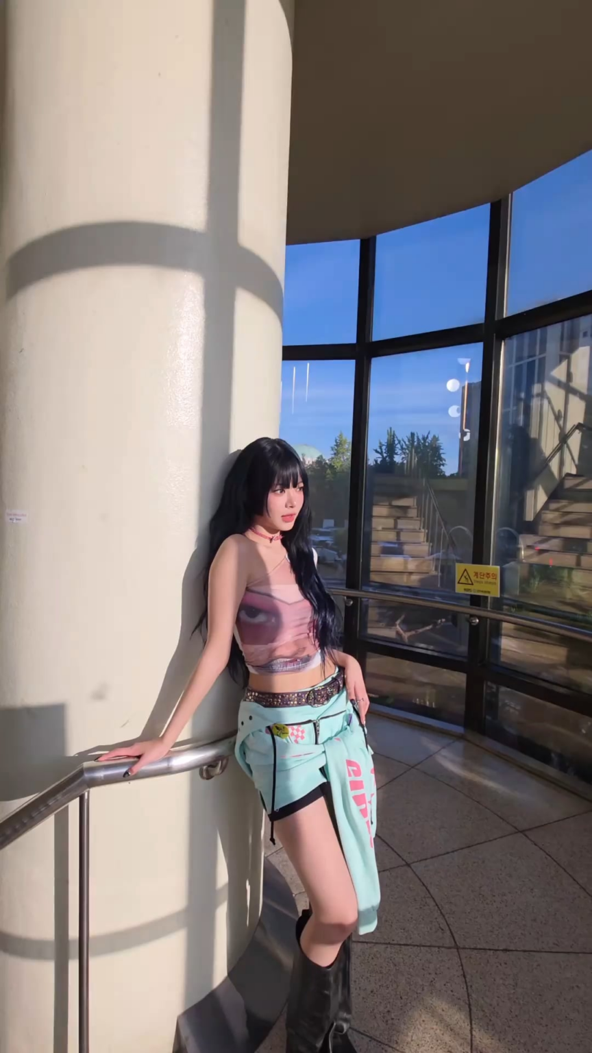 251105 تحديث LE SSERAFIM على التيك توك مع هونغ إيونتشاي - ieaieiegirl 🤙