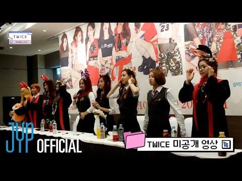 251117 تحديث اليوتيوب - [📂Secret Cut] 19_TDOONG's Very First Fansign.mp4 ⏵ أول ألبوم مصغر Fansign