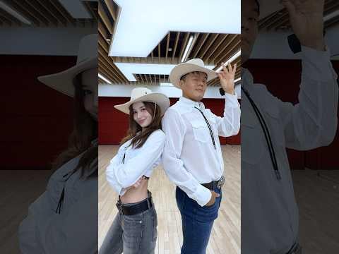 جي واي بارك مع سانا (مرتين) - ساعة سعيدة (تحدي الرقص) (251107)