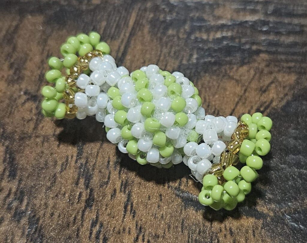 "هذا من أجل" سؤال حول فكرة الهدية الترويجية للجولة