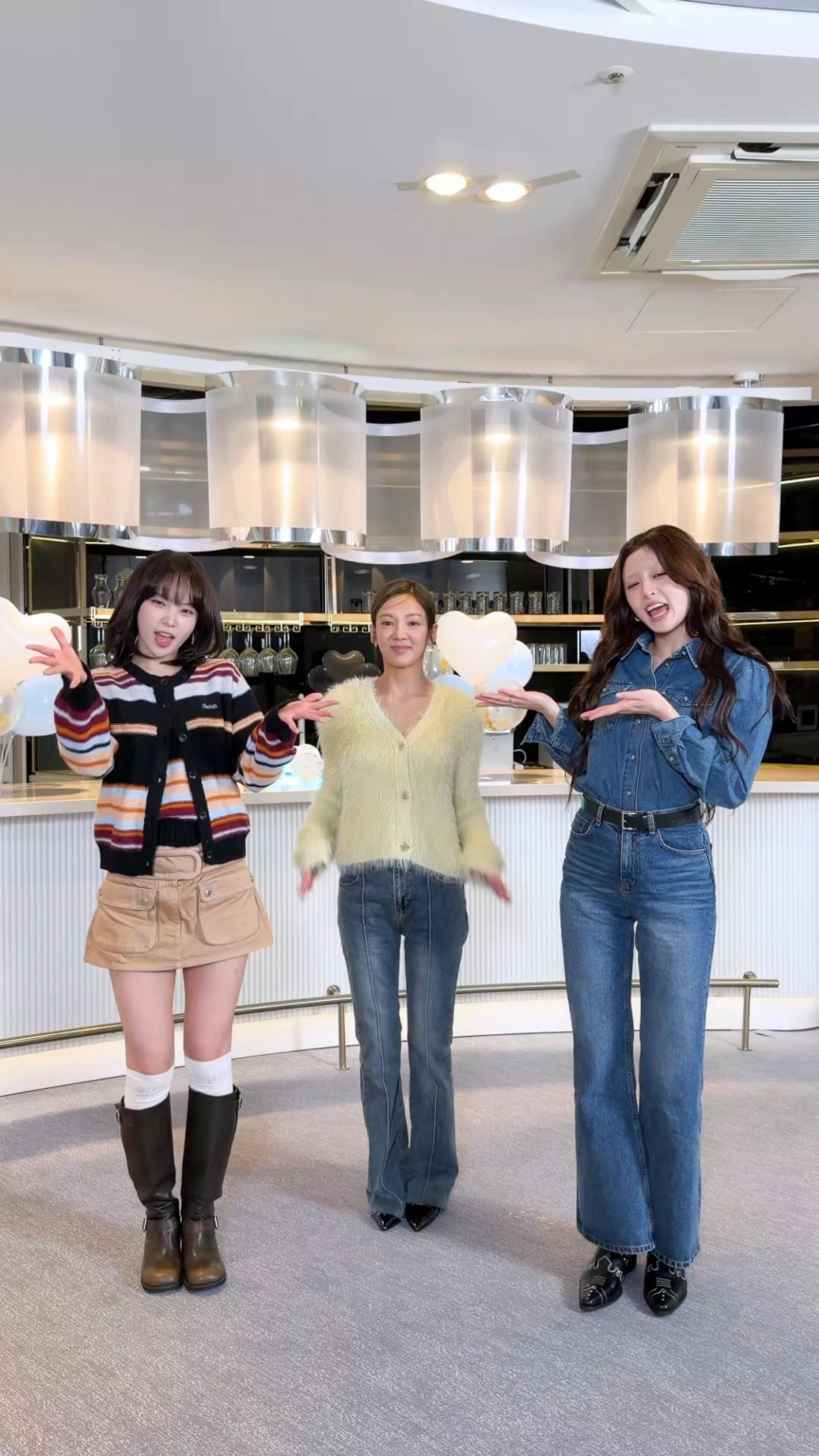 251105 تحديث LE SSERAFIM على التيك توك مع كيم تشايوون وهوه يونجين - تناول الطعام مع Girls' Generation HYO ✨🍝 (تحدي السباغيتي)