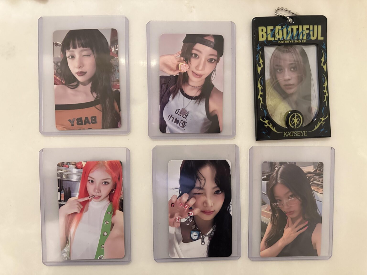 لقد بدأت للتو في تجميع بطاقات الصور الفوتوغرافية ليلاً