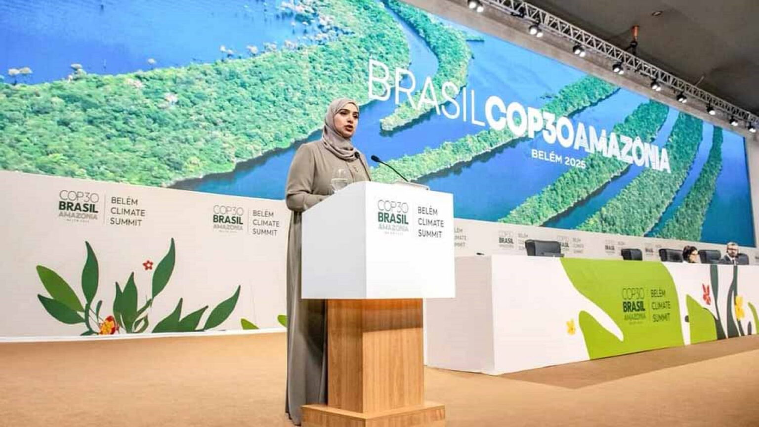 آمنة الضحاك تترأس وفد الإمارات في قمة بيليم للمناخ بالبرازيل