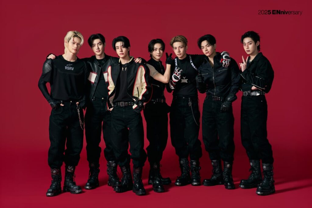 ENHYPEN - صورة الذكرى السنوية للعائلة لعام 2025 1