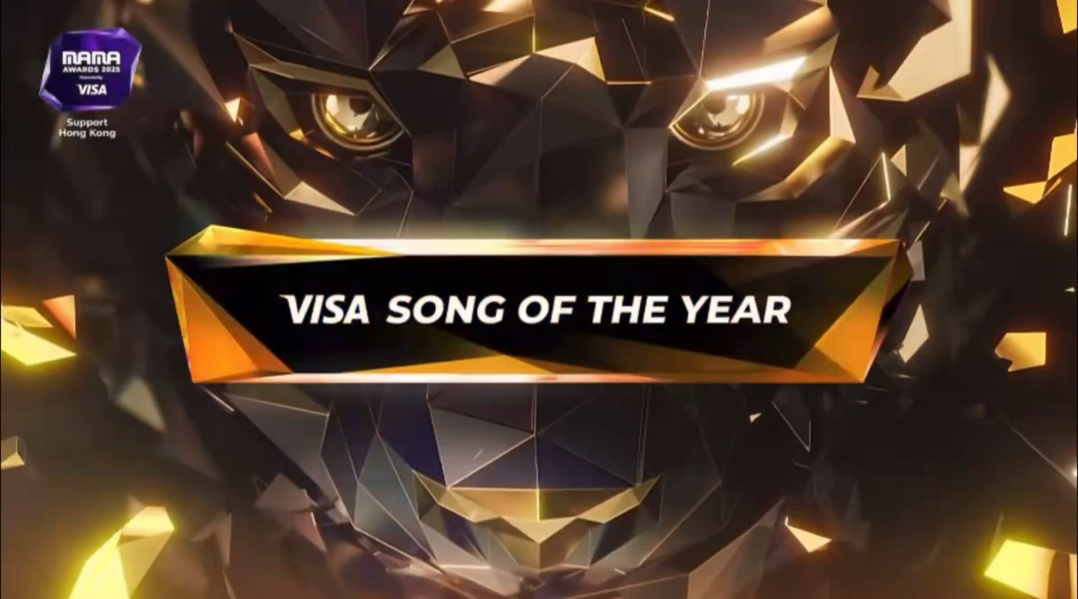 251128 روزيه تفوز بجائزة أغنية العام عن أغنية APT. في حفل MAMA 2025 (جوائز Mnet للموسيقى الآسيوية)!