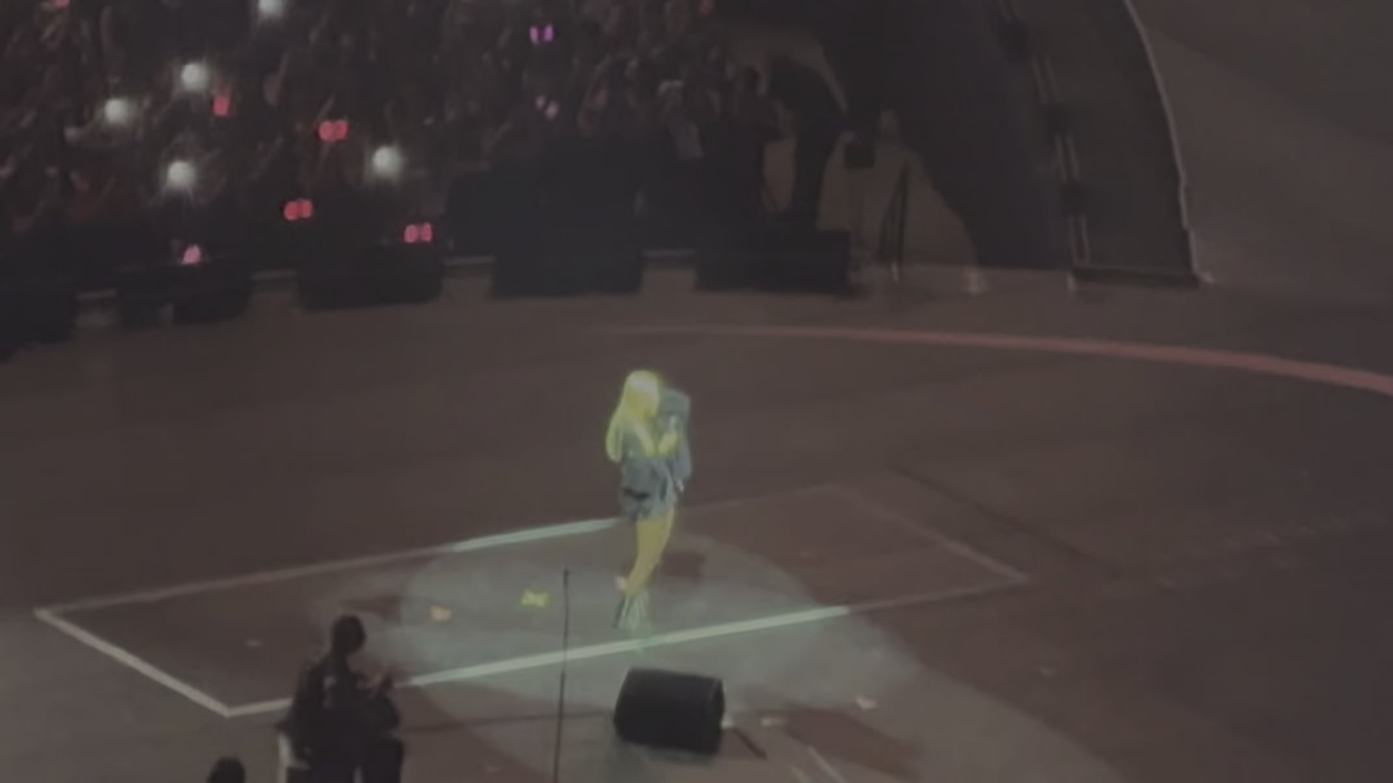 251122 روزيه - "الفتاة رقم واحد" في جولة بلاك بينك العالمية [DEADLINE] بولاكان