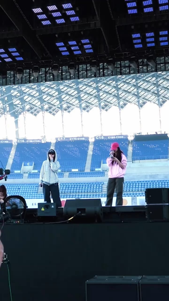 251128 تحديث التيك توك - تم التقاطه أثناء التدريب 👀😂