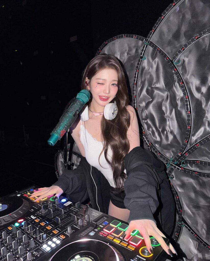 251108 تحديث وونيونغ على الانستقرام