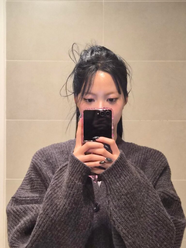 251102 تحديث هونغ إيونتشاي على الويفيرس