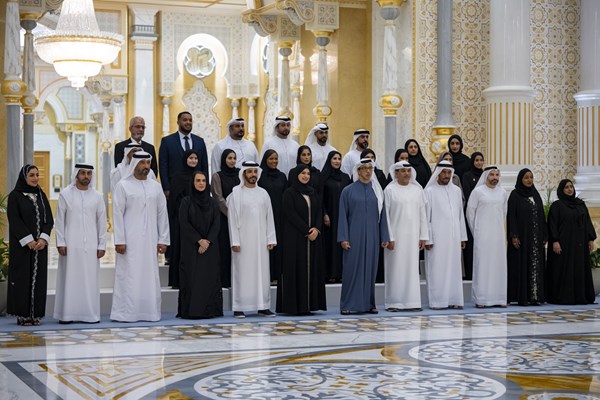 منصور بن زايد يطلع على الخطط الاستراتيجية لتنظيم النسخة الثانية من «المؤتمر والمعرض الزراعي الإماراتي 2026»