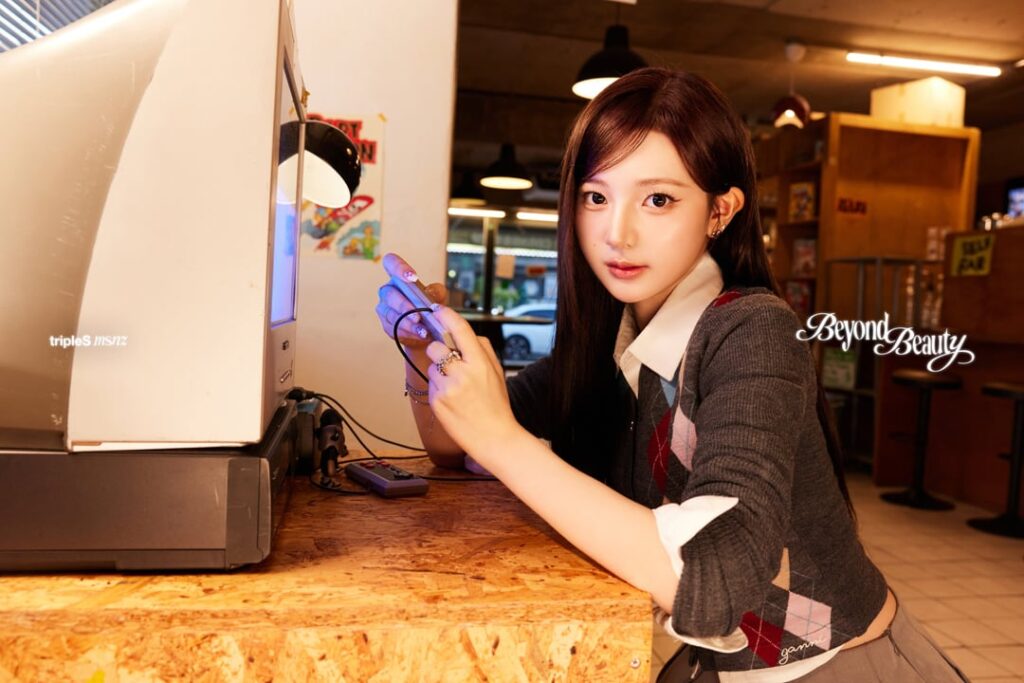 TripleS msnz - الألبوم المصغر الأول: Beyond Beauty (صور المفهوم الفردي - إصدار zenith. - Yeonji، Joobin، Hayeon)