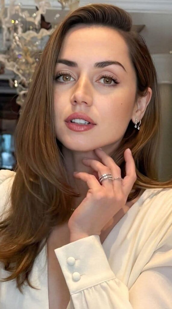 Ana De Armas