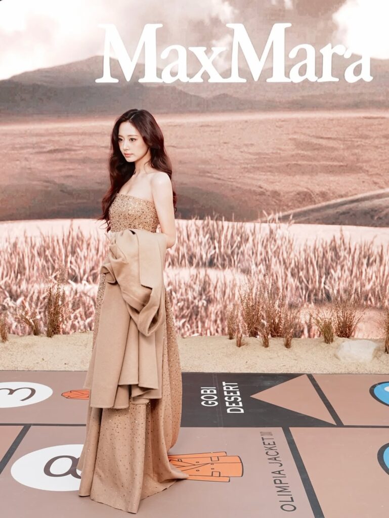 251121 تحديث انستقرام تزويو - تم افتتاح متجر ماكس مارا المنبثق "THE CAMEL, Timeless" في أوموتيساندو! إنها مساحة خاصة حيث يمكنك تجربة عالم الجمال عالي الجودة. 🧸✨ تأكد من زيارتك!