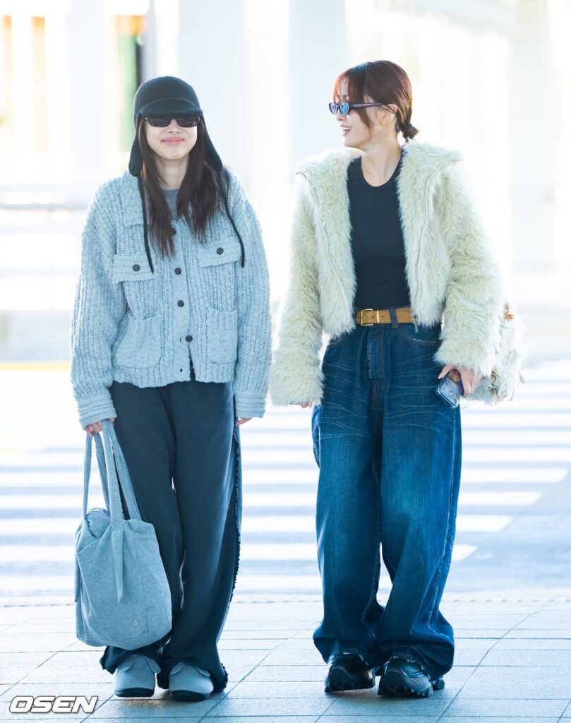 251121 تحديث موقع OSEN - المغادرة مرتين إلى كاوشيونغ، تايوان لحضور حفلتهم الموسيقية