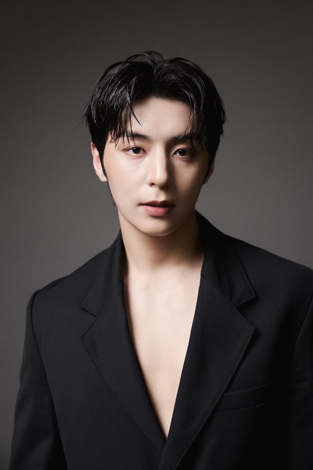 وقع Golden Child Y (Choi Sungyun) عقدًا حصريًا مع شركة OAK