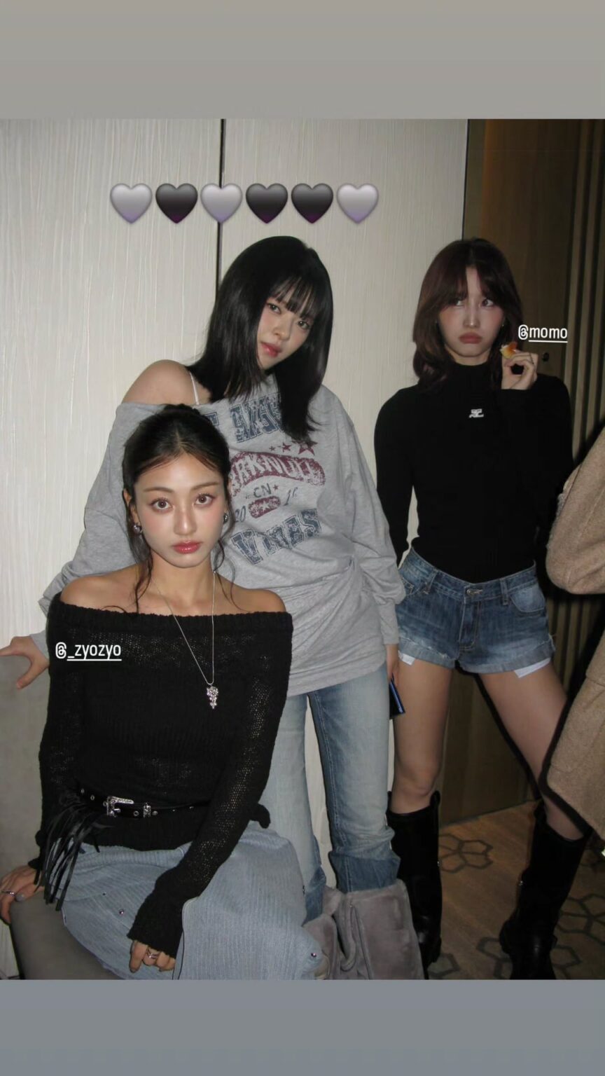 251116 تحديث قصص جونغيون على الانستقرام - 🩶🖤🩶🖤🖤🩶 مع مومو وجيهيو