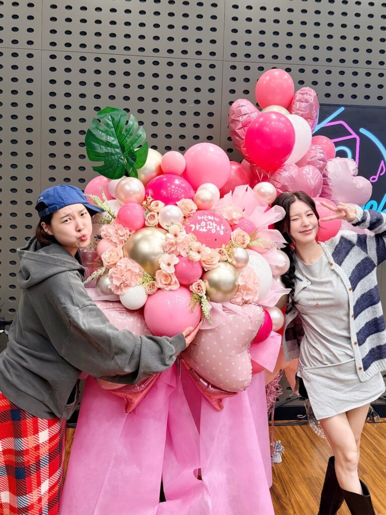 251104 - تحديث لي إيونجي في Gayo Plaza على الانستقرام مع مييون