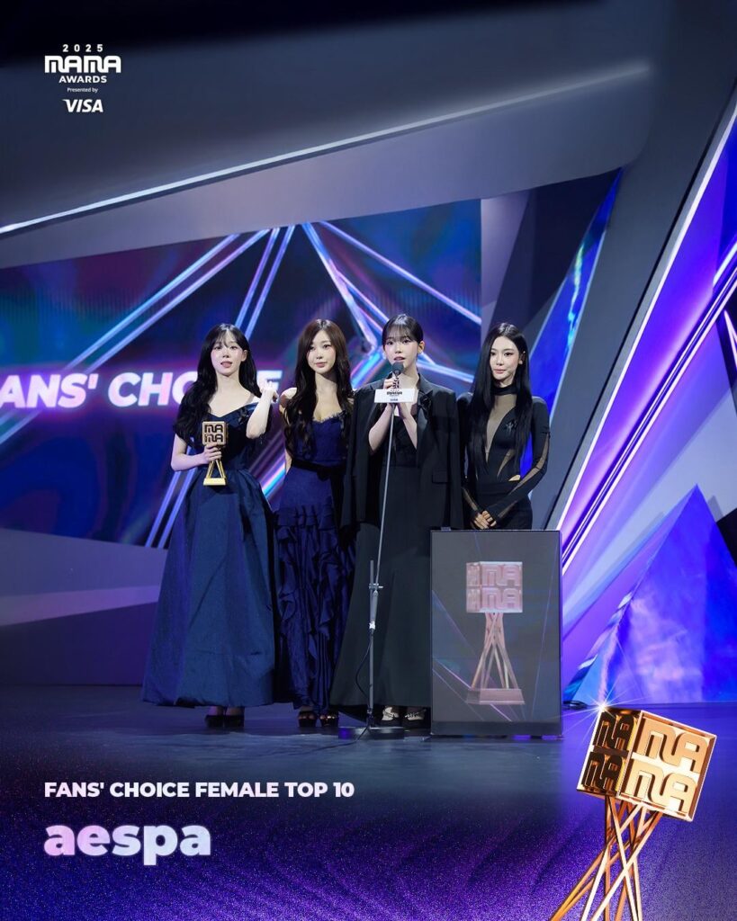 تحديث تويتر لـ 251129 MAMA AWARDS مع aespa - صورة إعلان الفائزة بجوائز MAMA لعام 2025 (أفضل 10 أنثى من اختيار المعجبين)