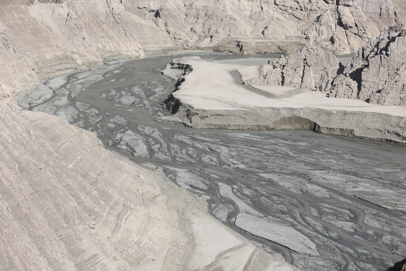 إيران.. تلقيح للسحب في الخريف الأكثر جفافا | أخبار