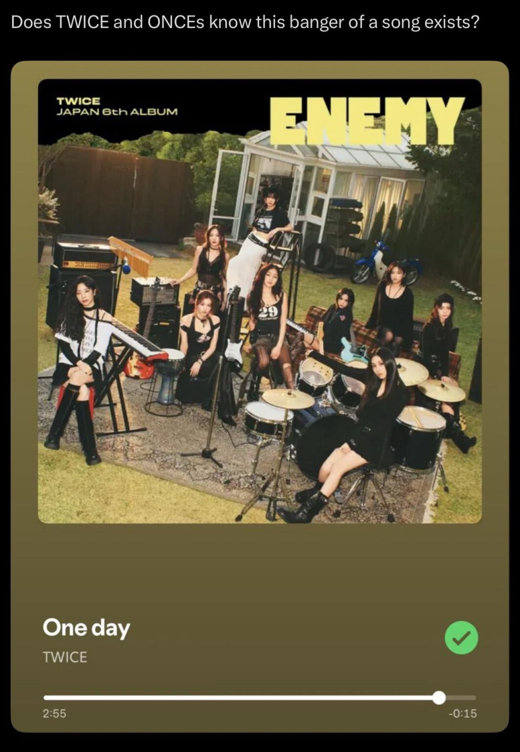 يوم واحد من قبل العدو هو السجق