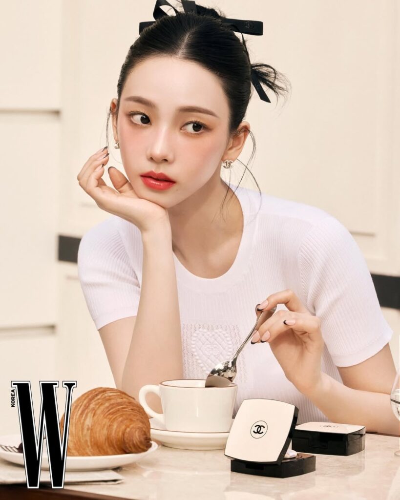251128 كارينا لـ W Korea x Chanel Beauty (الإصدار الرقمي لشهر نوفمبر 2025 المصور رقم 2)