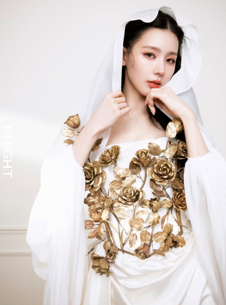 مييون لمجلة KNIGHT الصينية عدد نوفمبر 2025