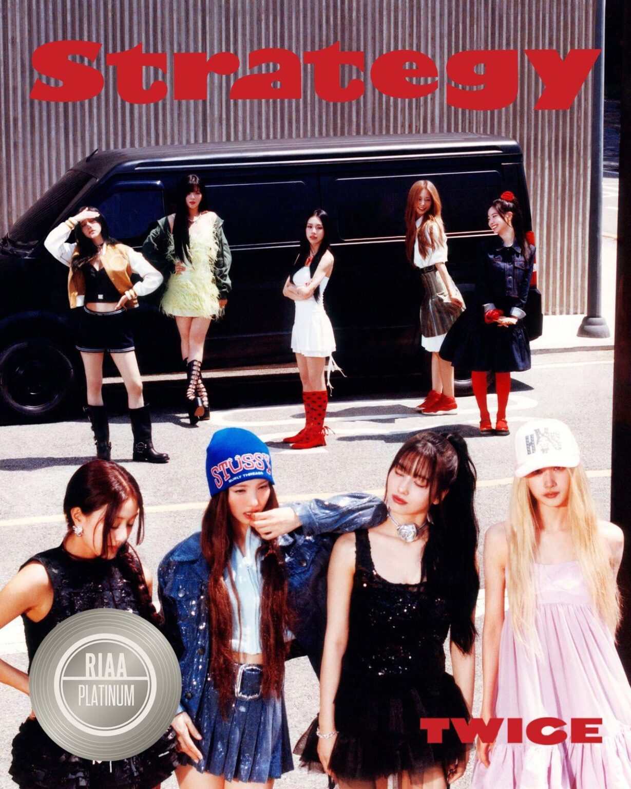 "الإستراتيجية" لفرقة TWICE حصلت رسميًا على شهادة RIAA Platinum