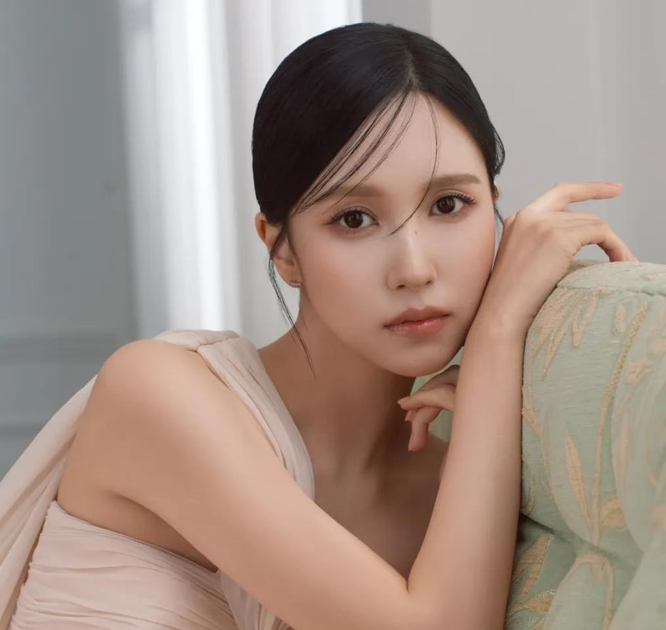 251104 صور ماركة MEVILAGE Muse MINA