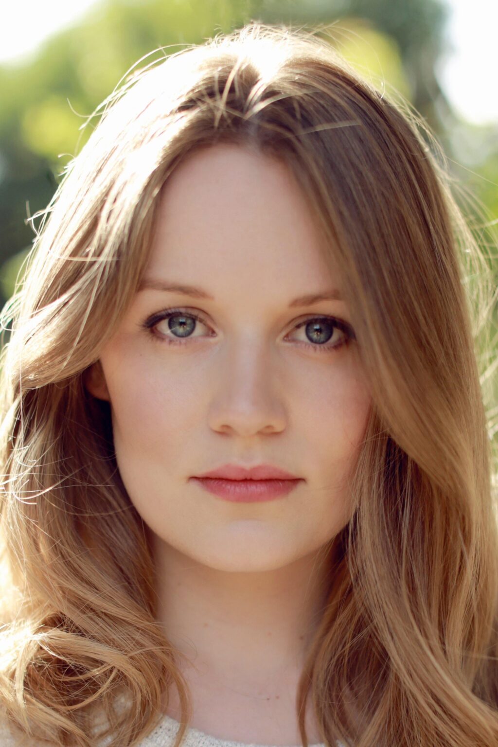Cara Theobold