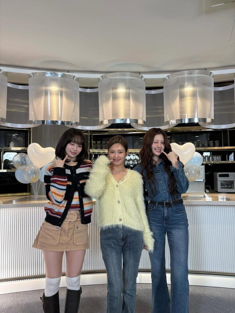 251104 تحديث هيو Level Up الرسمي على الانستقرام مع كيم تشايوون وهوه يونجين (مع هيويون من Girls' Generation (SNSD))