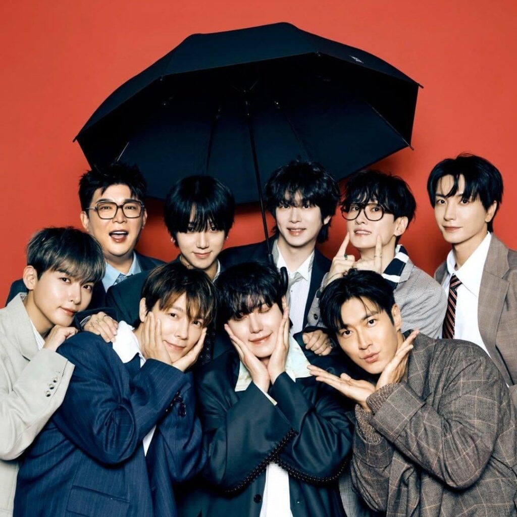 الذكرى السنوية العشرين السعيدة لفرقة Super Junior!