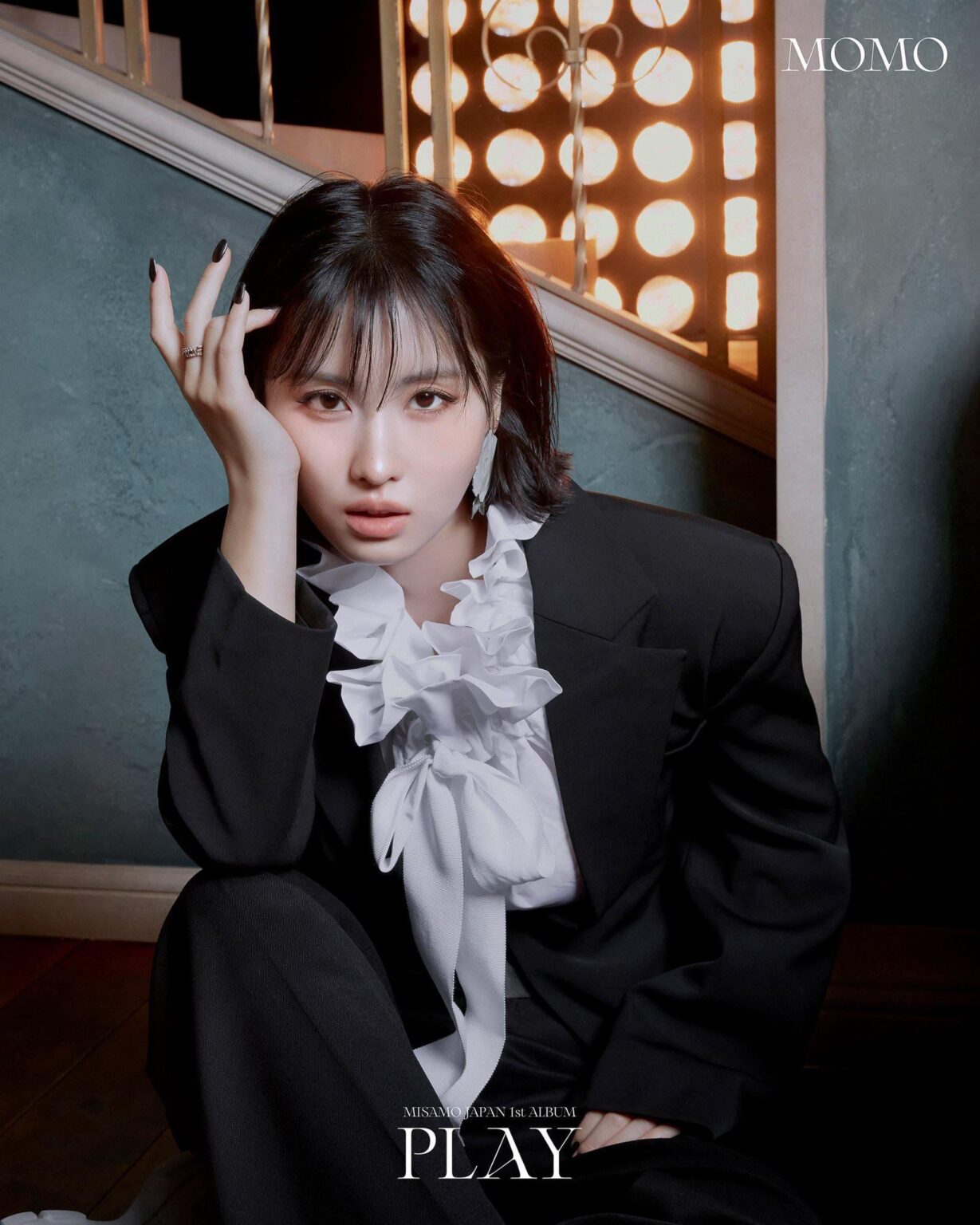 TWICE MISAMO - الألبوم الأول الكامل: PLAY (صورة المفهوم - Momo)