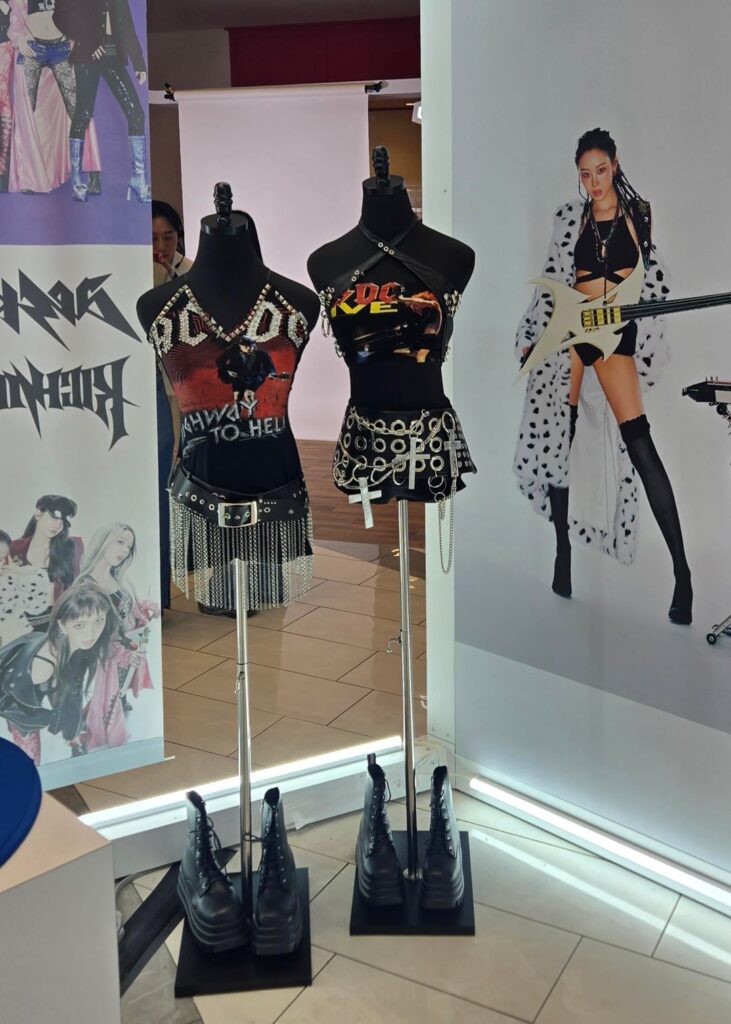 لقد تمكنت من رؤية أزياء Rich Man m/v في المركز التجاري اليوم